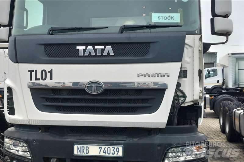 Tata PRIMA 3338K Autre camion