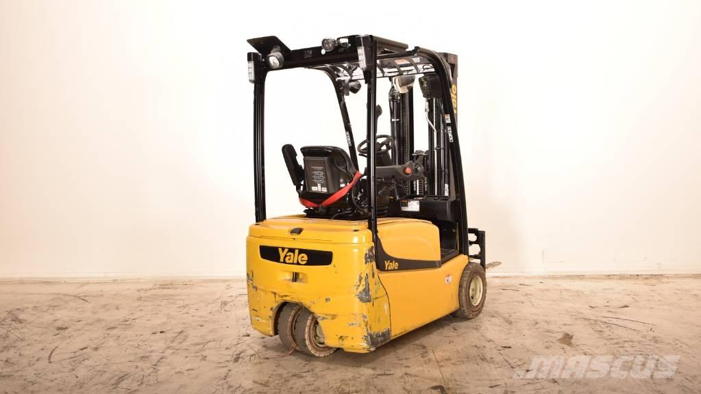 Yale ERP 20 VT Chariots élévateurs électriques
