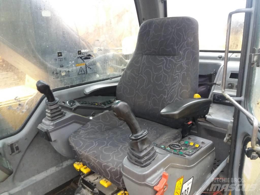 Volvo EC 240 B LC Pelle sur chenilles