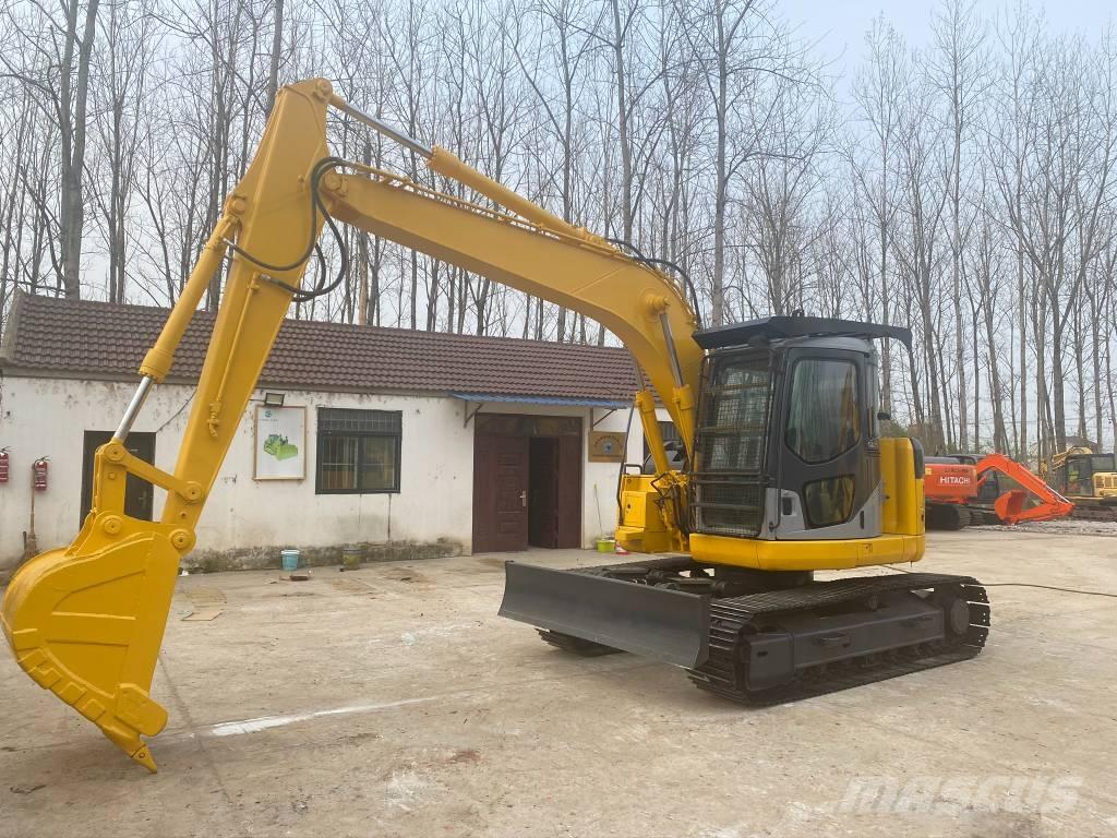 Komatsu PC128US Pelle sur chenilles
