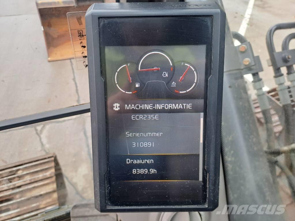 Volvo ECR 235 E Pelle sur chenilles