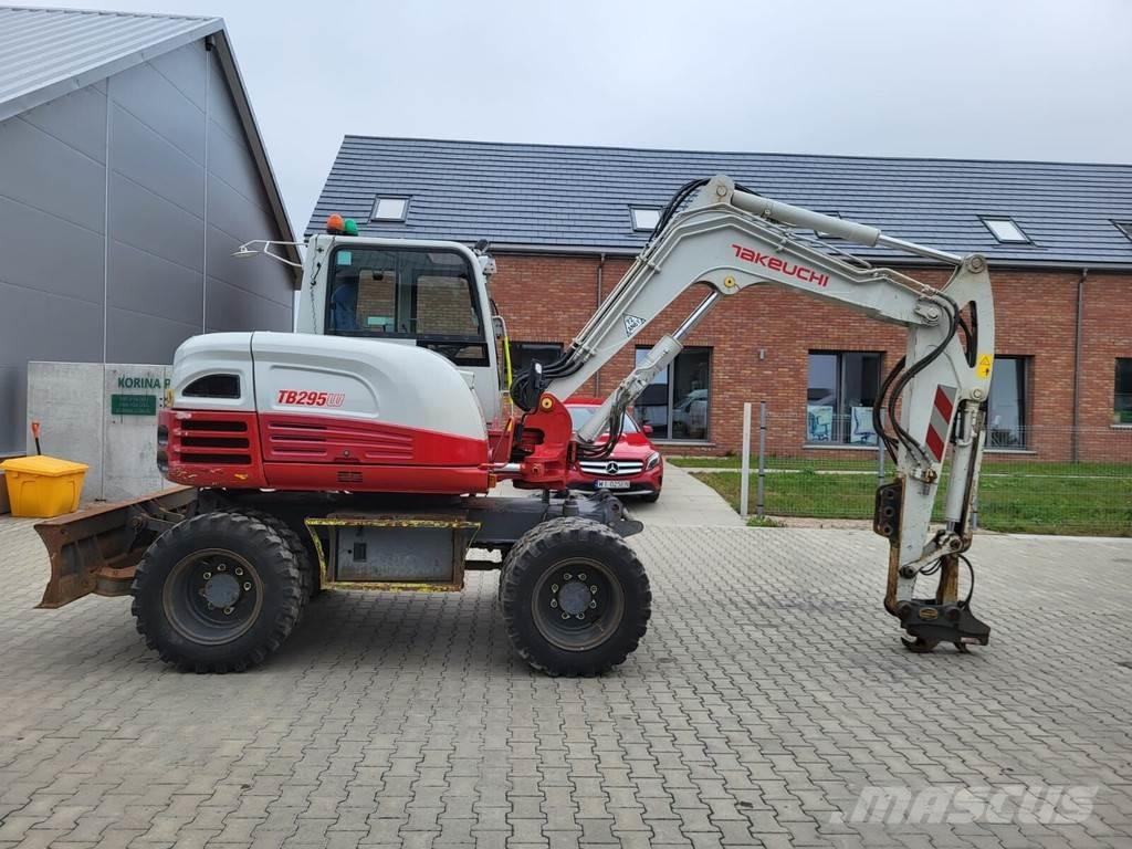 Takeuchi TB295W Mini pelle 7t-12t