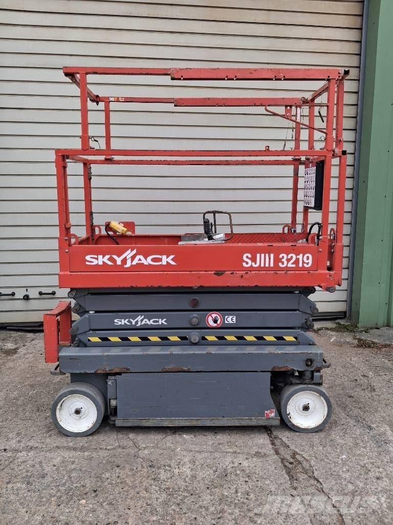 SkyJack SJ III 3219 Nacelle ciseaux
