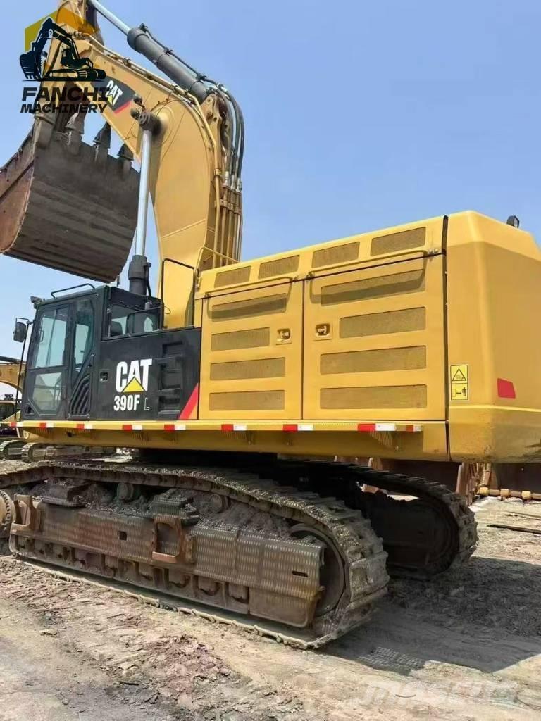 CAT 390F Pelle sur chenilles
