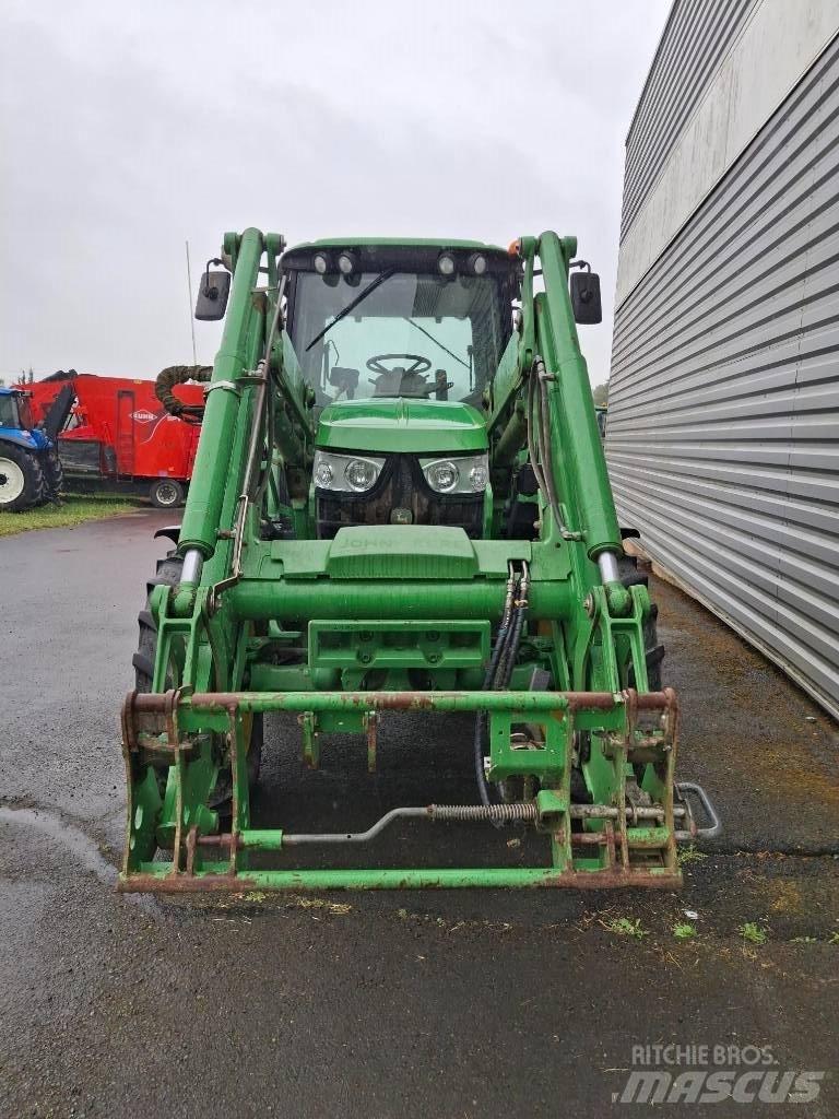 John Deere 6110 Tracteur