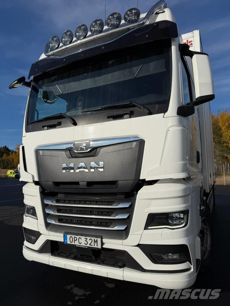 MAN 26.510 6X2-4 Camion Fourgon