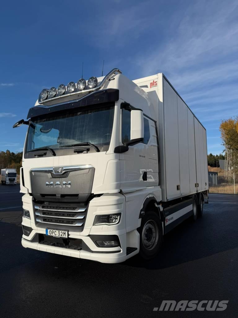 MAN 26.510 6X2-4 Camion Fourgon