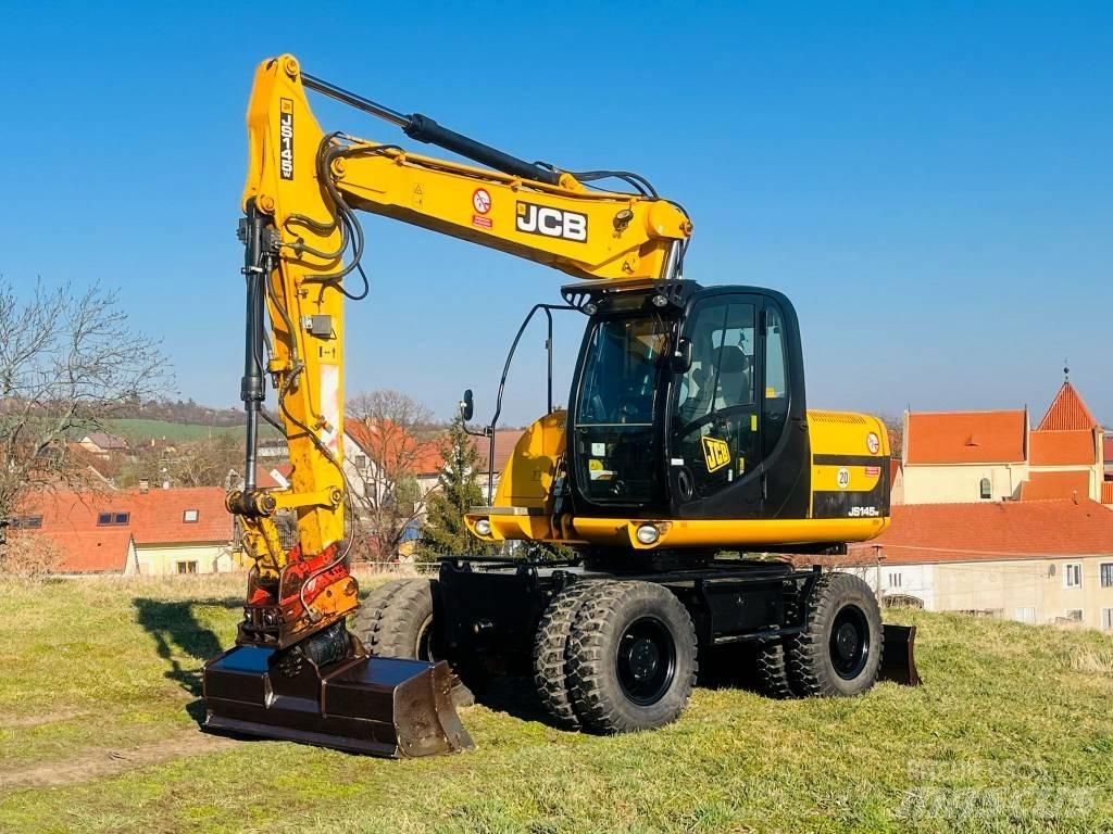 JCB JS 145 W Pelle sur pneus