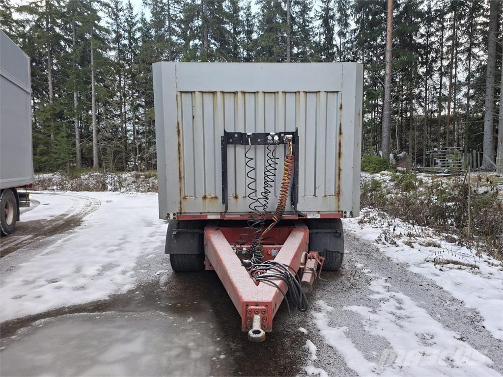 Kögel SN24 Semi remorque plateau ridelle