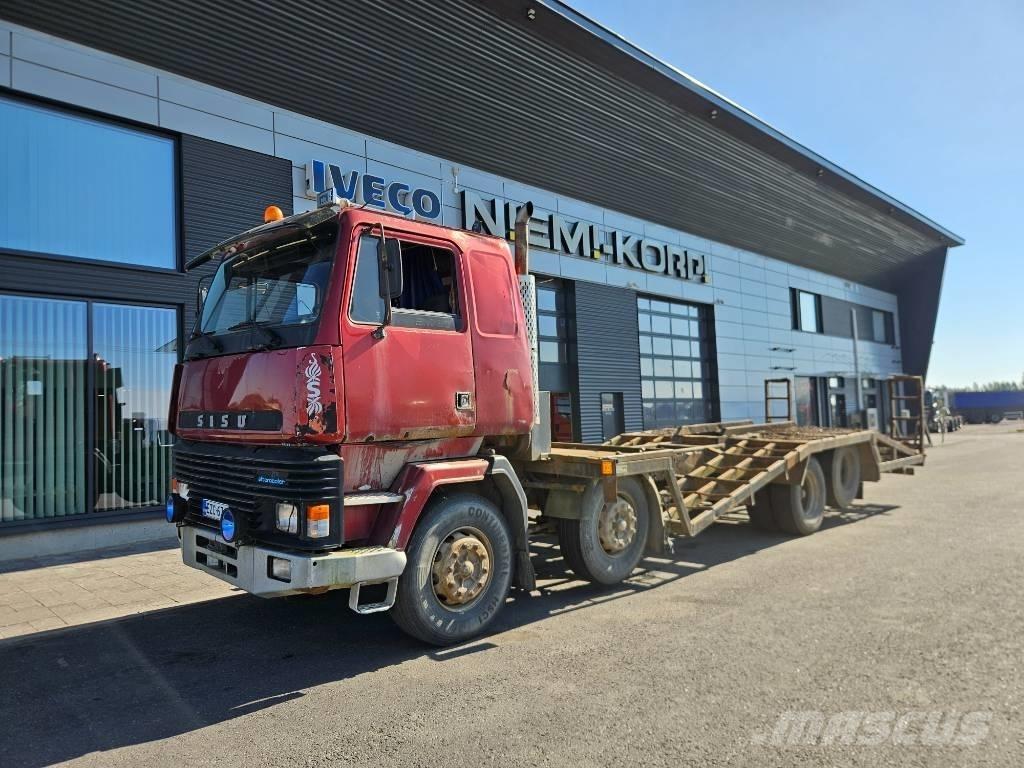 Sisu SM300 8X2 Camions de transport de machines forestières