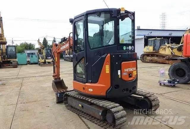 Hitachi 30 Mini pelle < 7t