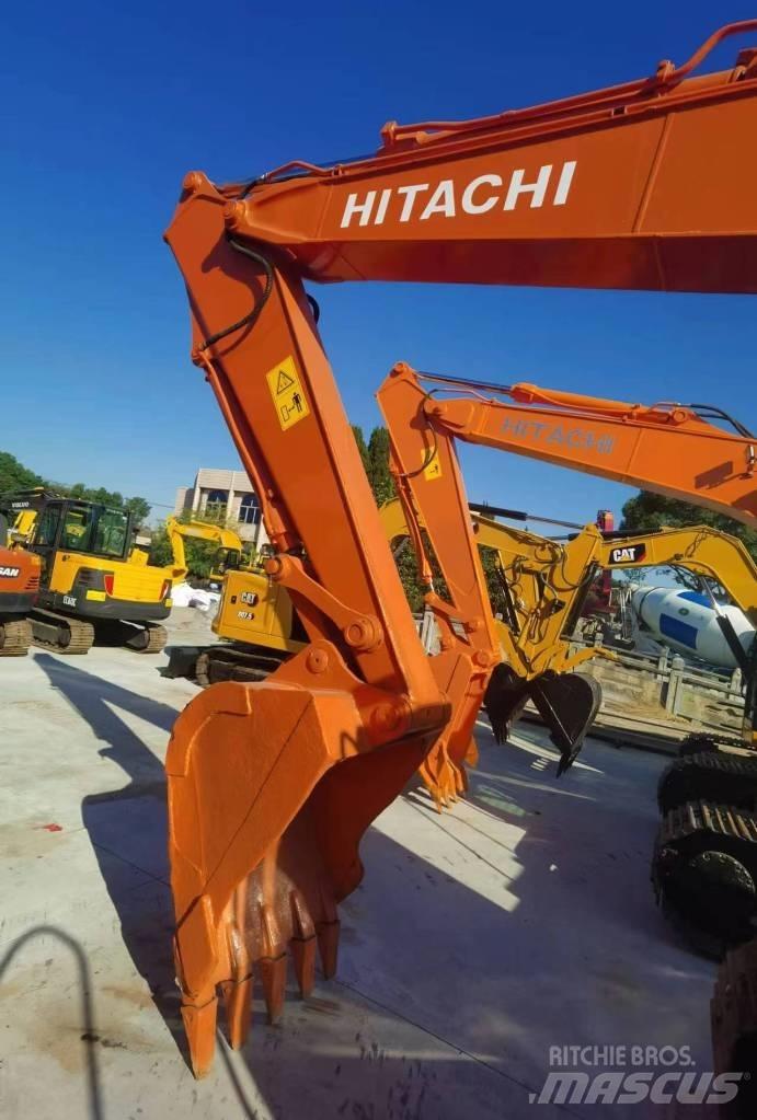 Hitachi EX 120 Pelle sur chenilles