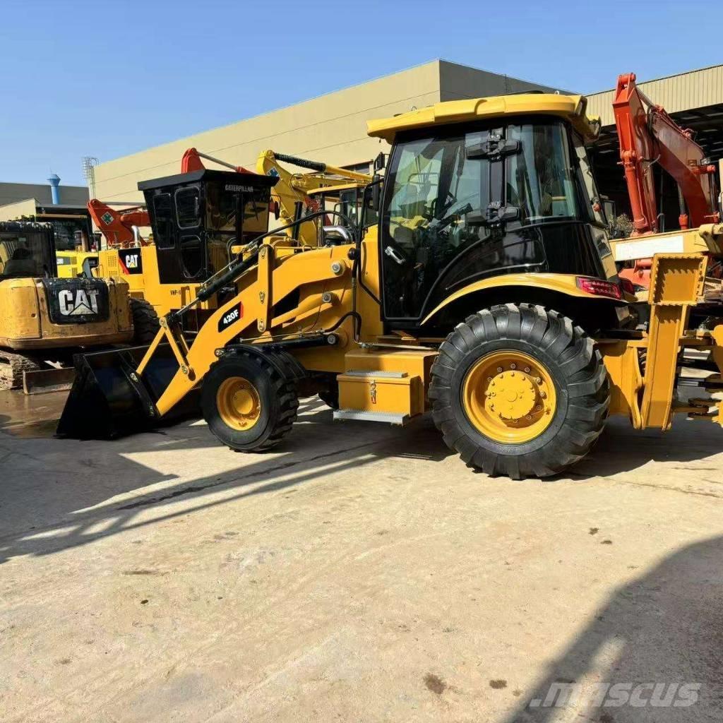 CAT 420 F Tractopelle