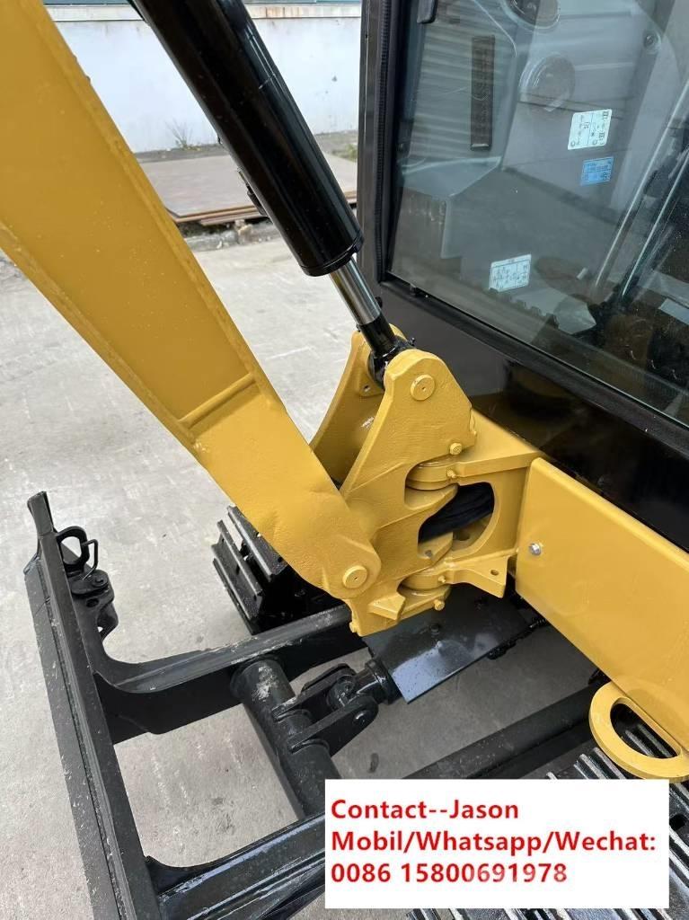 CAT 302 CR Mini pelle < 7t