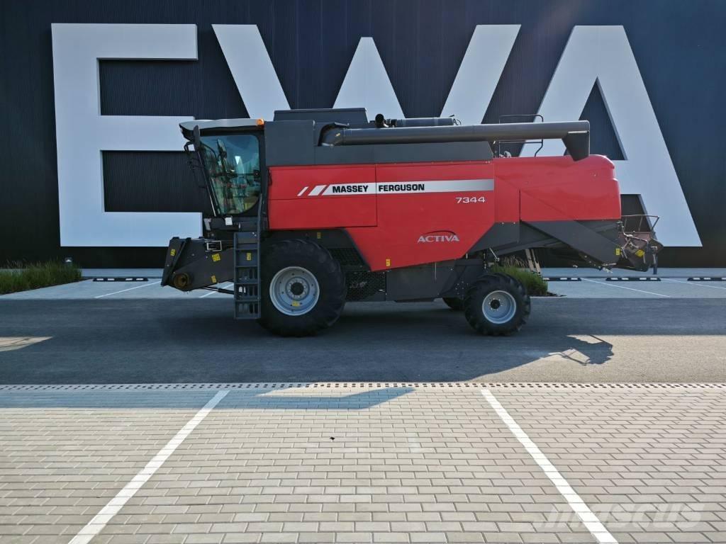 Massey Ferguson 7344 Moissonneuse batteuse