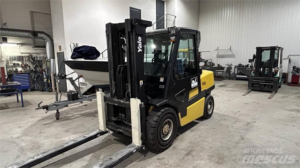 Yale GLP 55 MJ Chariots GPL
