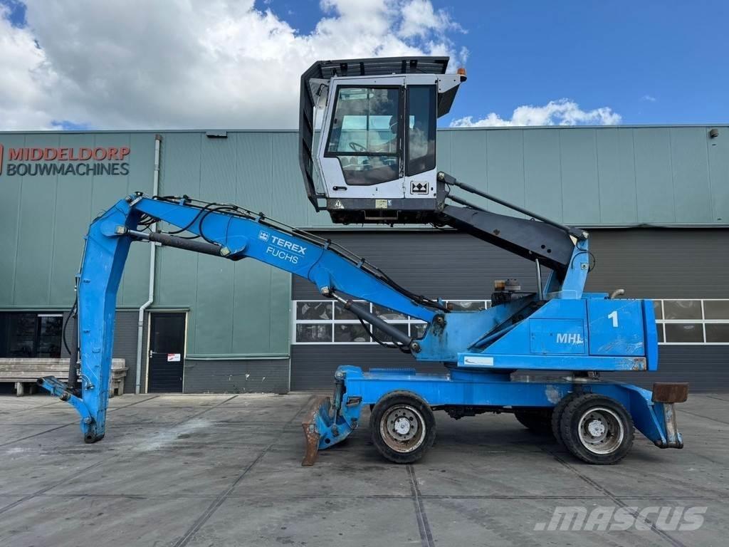 Fuchs MHL 320 Pelle à déchets