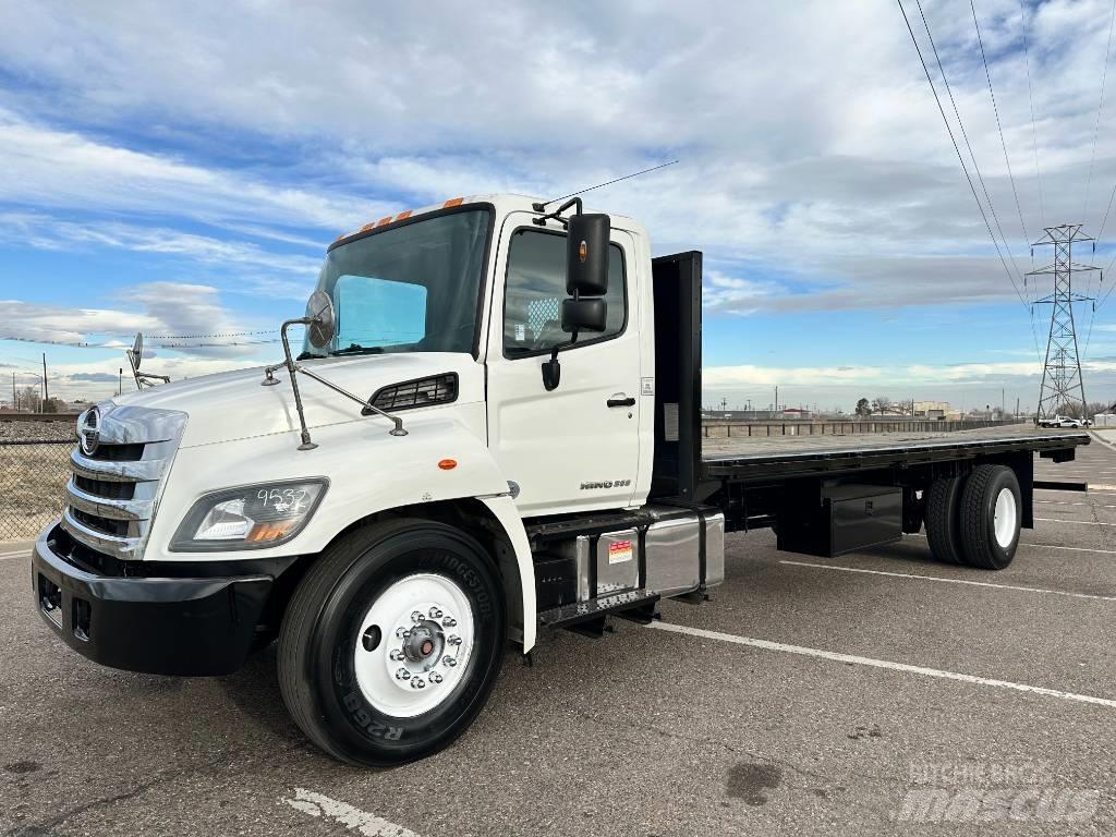 Hino 268 A Camion plateau