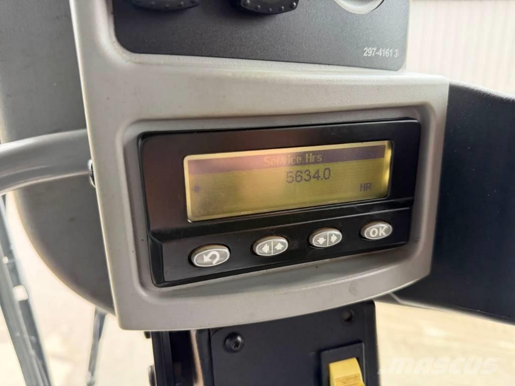 CAT 140M - LOW HOURS Niveleuse