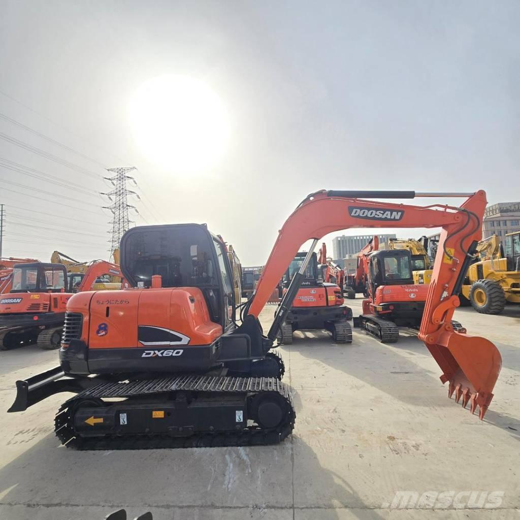 Doosan DX 60 Mini pelle < 7t