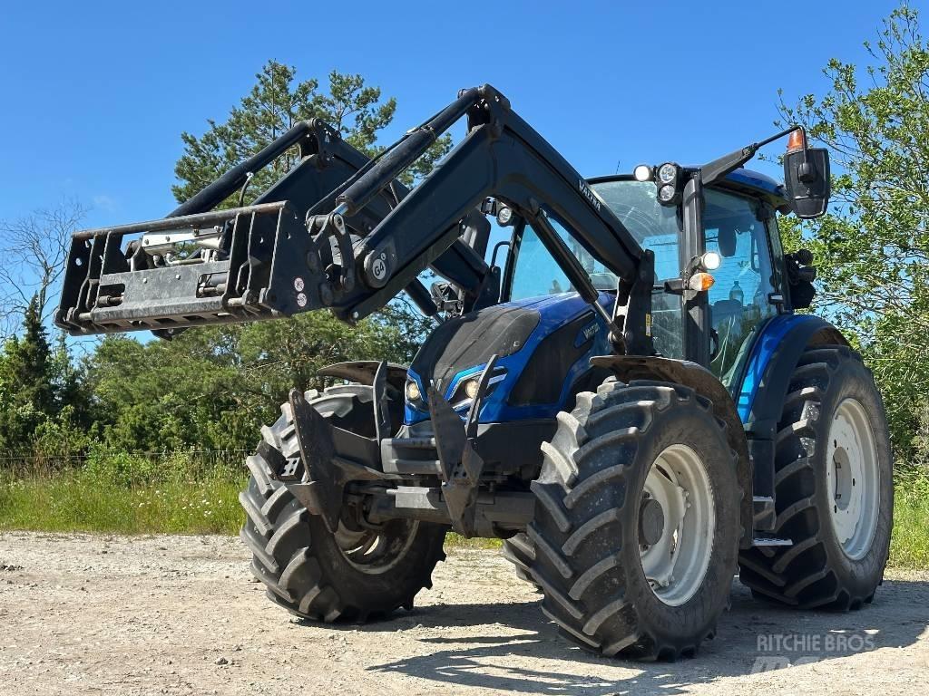 Valtra G 135 Versu Tracteur