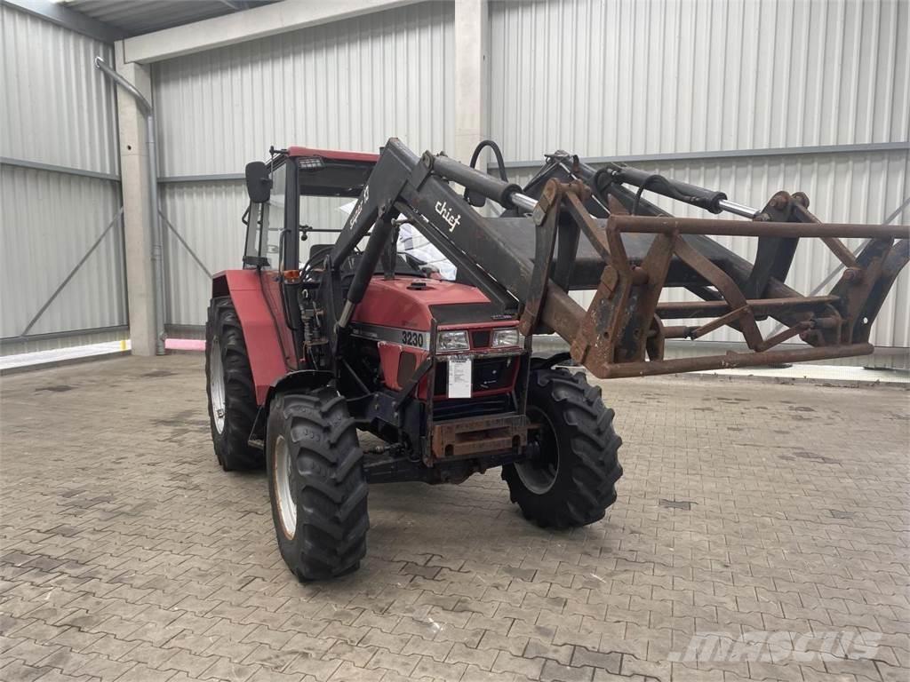 Case IH 3230 Tracteur