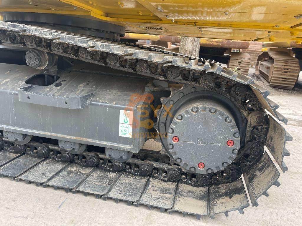 Komatsu PC 200 Pelle sur chenilles