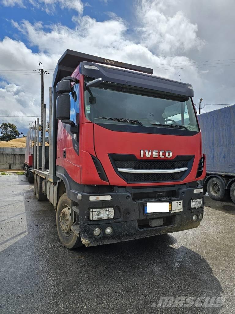 Iveco 510 X Way Camion plateau ridelle avec grue