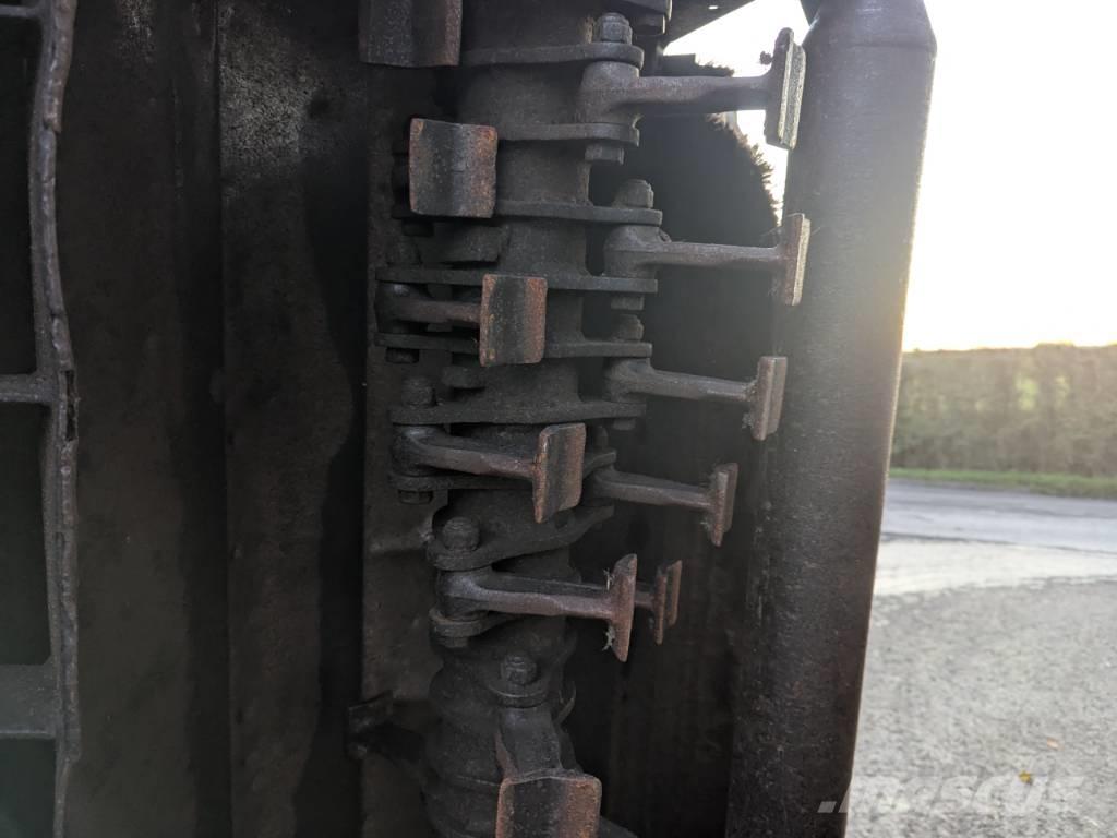 McConnel PA93 Taille-haies