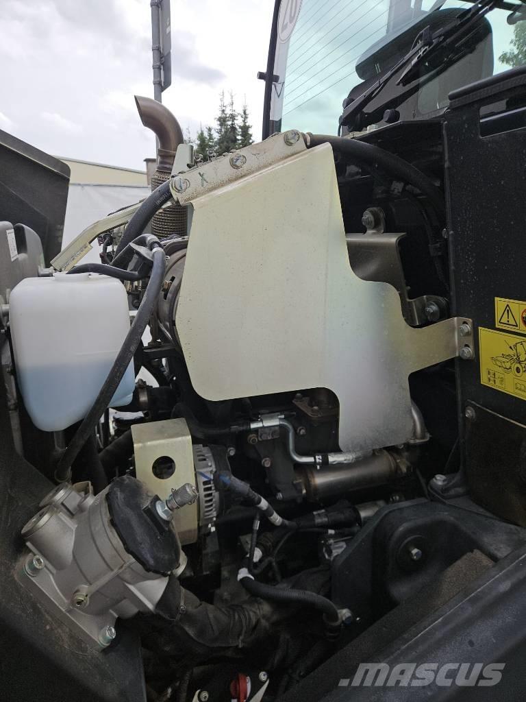 Komatsu WA 70 M-8 Chargeuse sur pneus