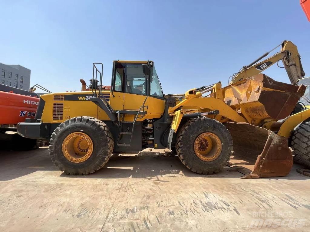 Komatsu WA 380 Chargeuse sur pneus