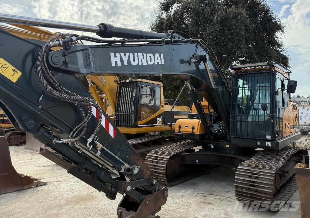 Hyundai HX220AL Pelle sur chenilles