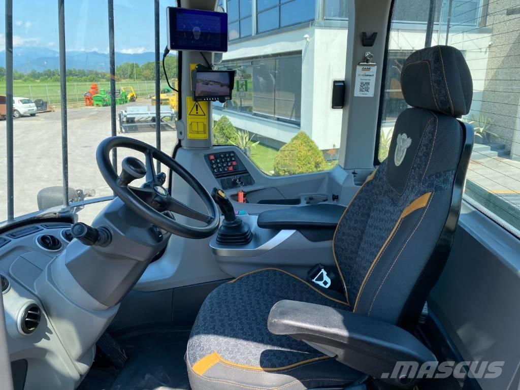 CASE 821 G Chargeuse sur pneus