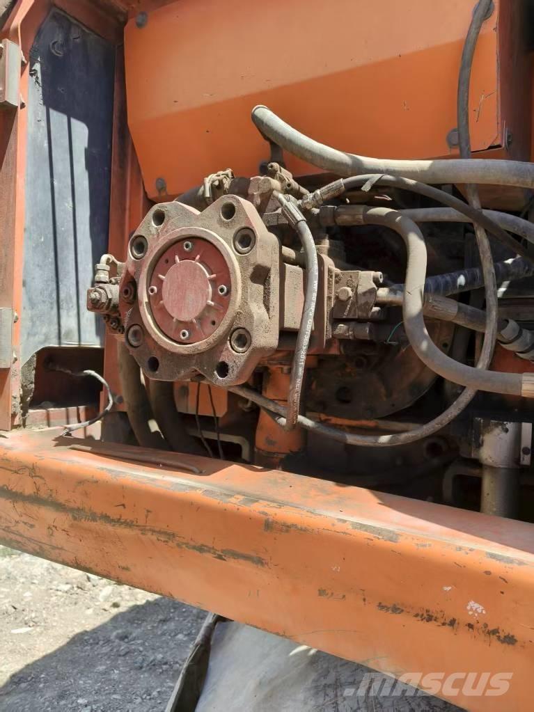 Doosan DH210W-7 Pelle sur pneus