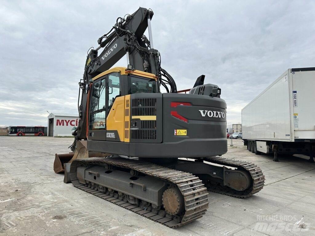 Volvo ECR235EL Pelle sur chenilles