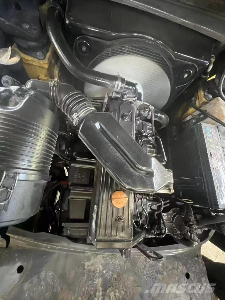 Komatsu FD 30 T-17 Chariots diesel