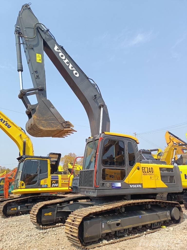 Volvo EC 240 Pelle sur chenilles