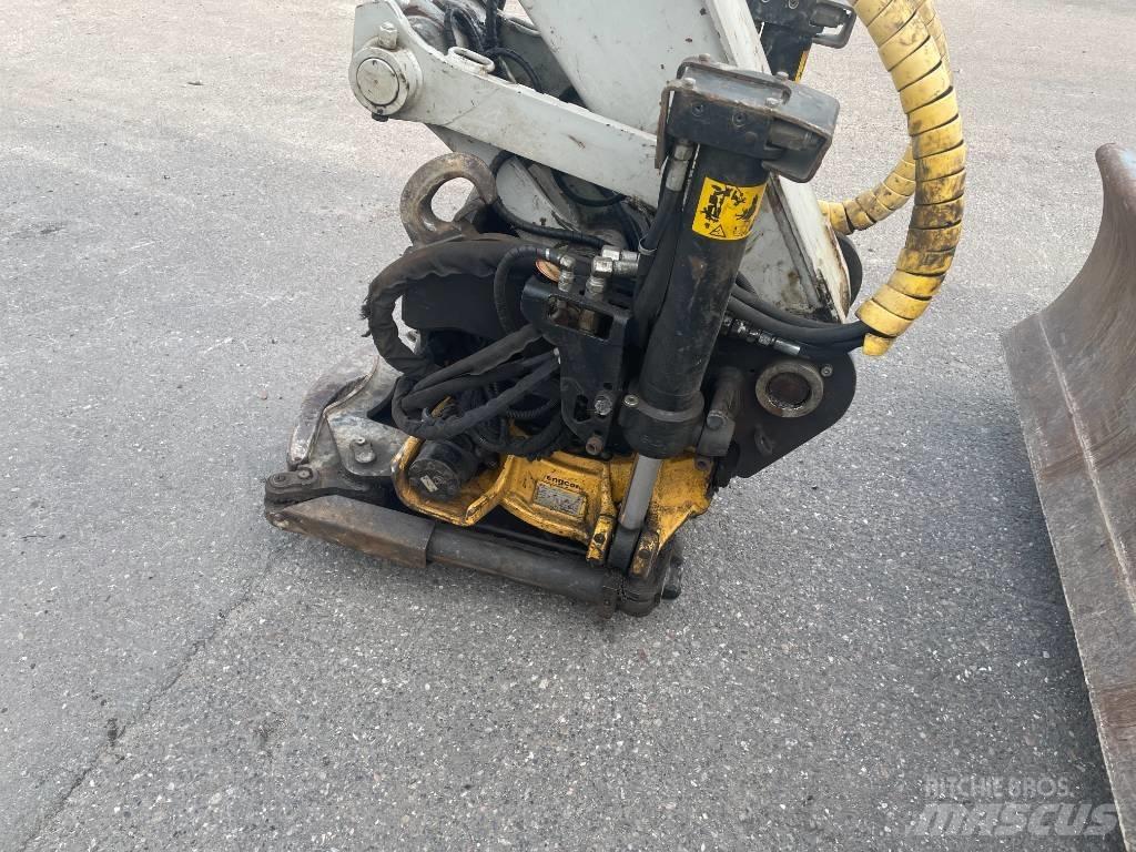 Takeuchi TB 2150 R Pelle sur chenilles