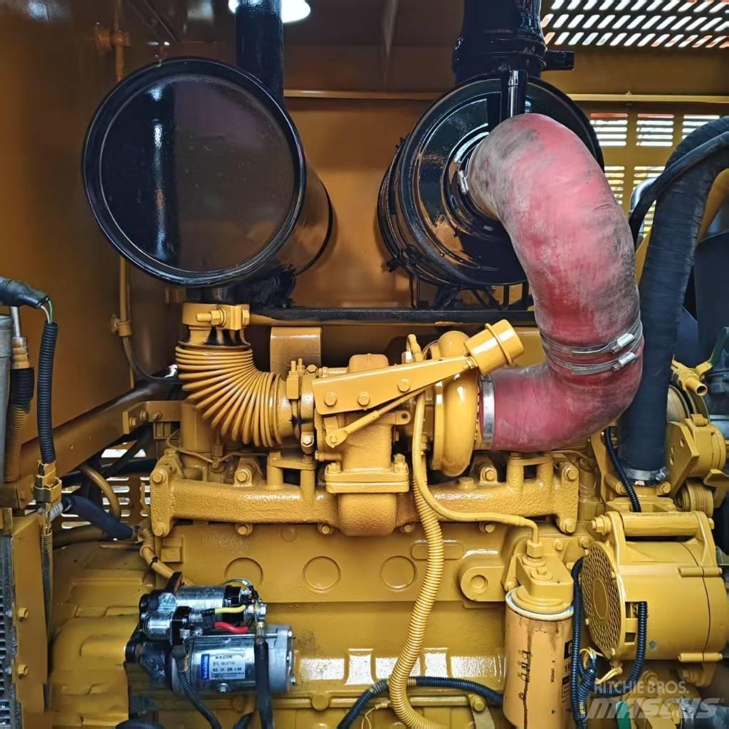 CAT 140 H Niveleuse