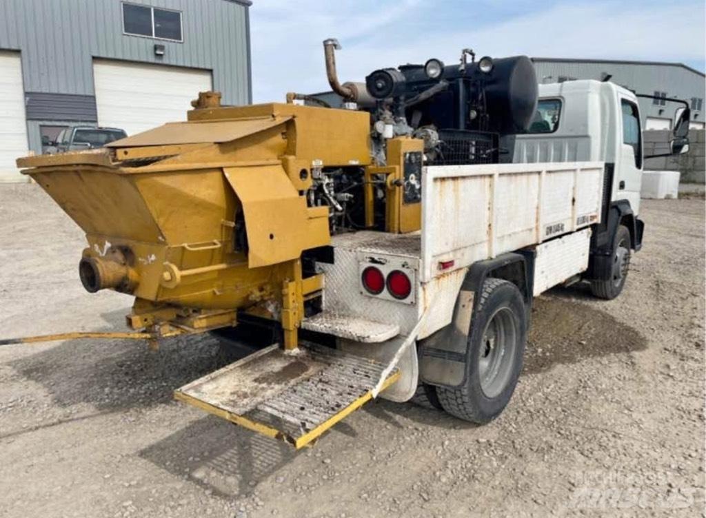 International CF600 Pompe à béton
