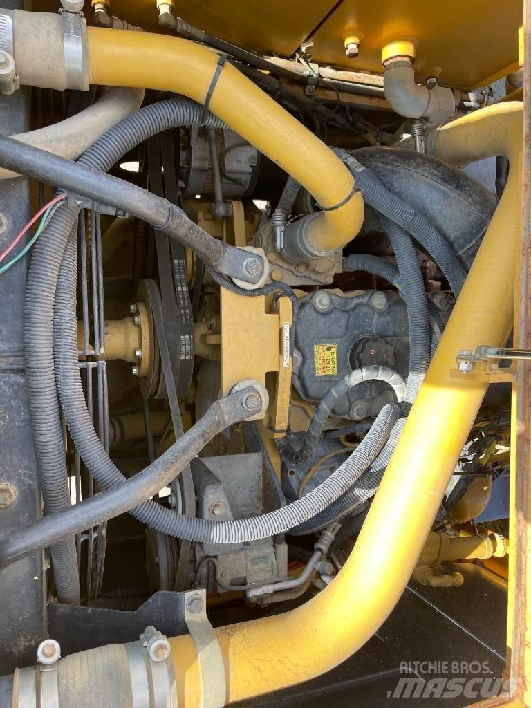 Morooka MST 2300 Tombereau sur chenilles