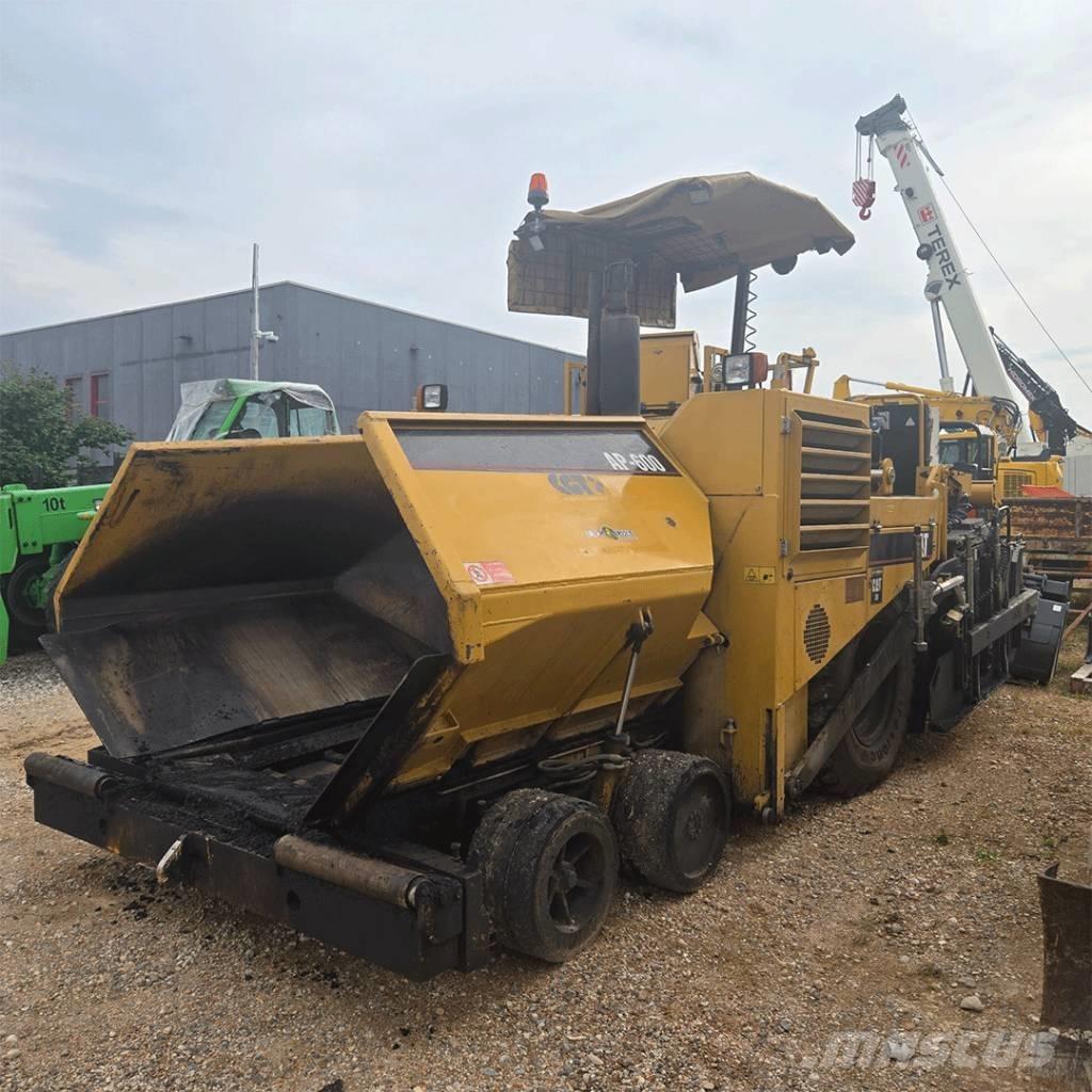 CAT AP600 Finisseur