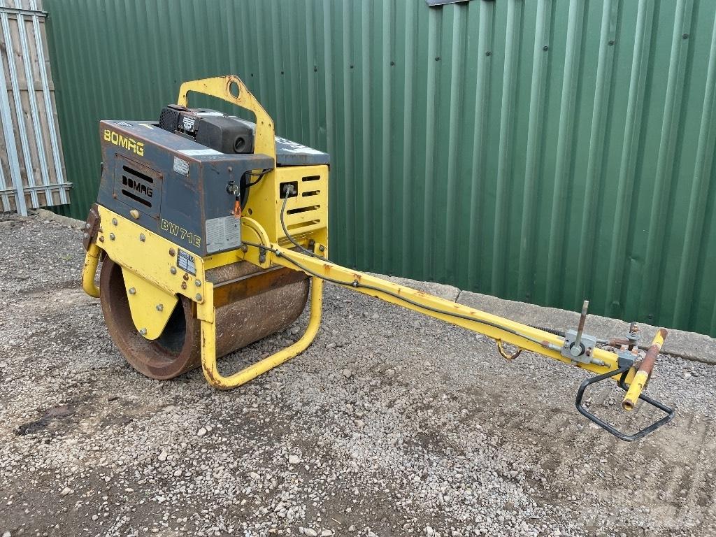 Bomag BW 71 E Rouleaux monocylindre
