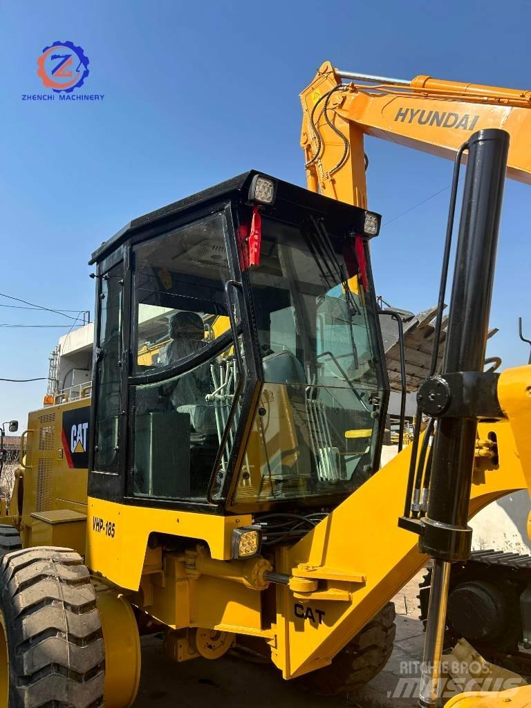 CAT 140 K Niveleuse