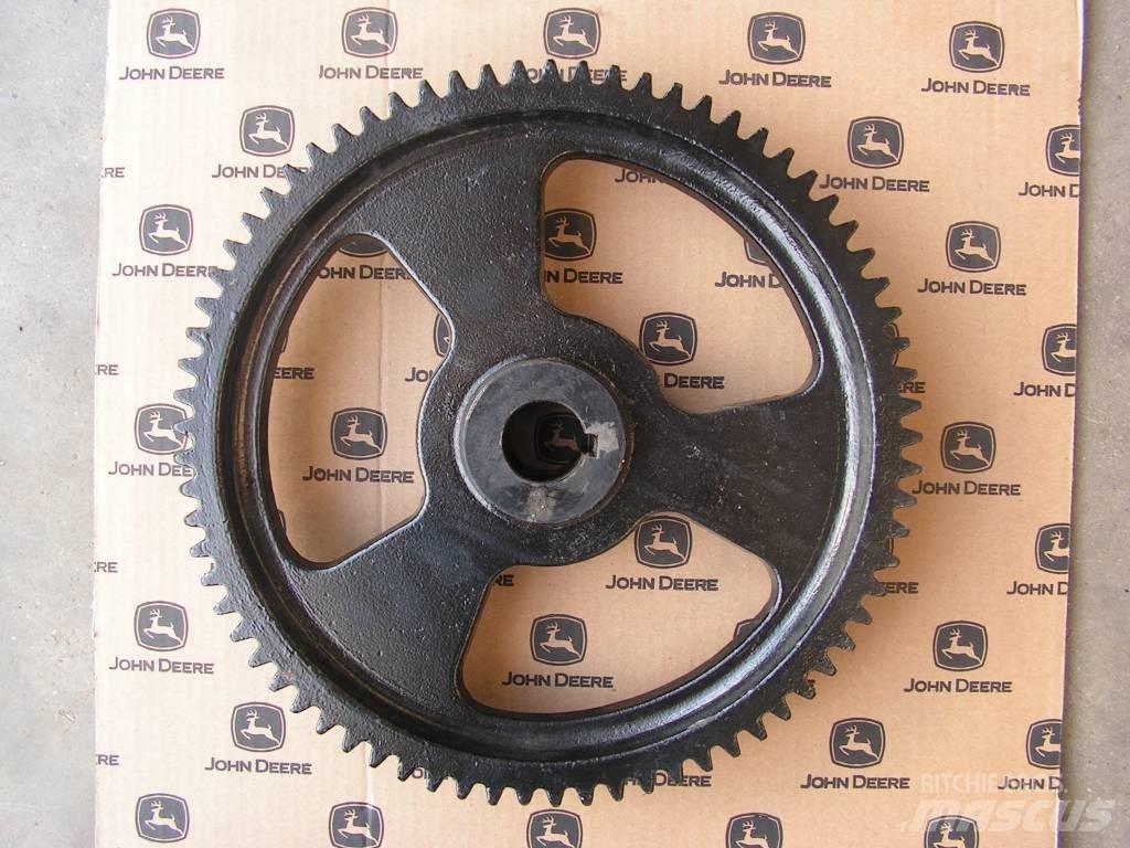 John Deere 618 R Barre de coupe pour moissonneuse batteuse