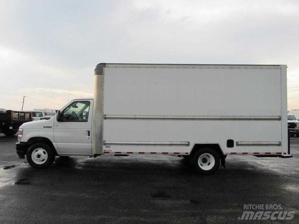 Ford E-350 Camion Fourgon