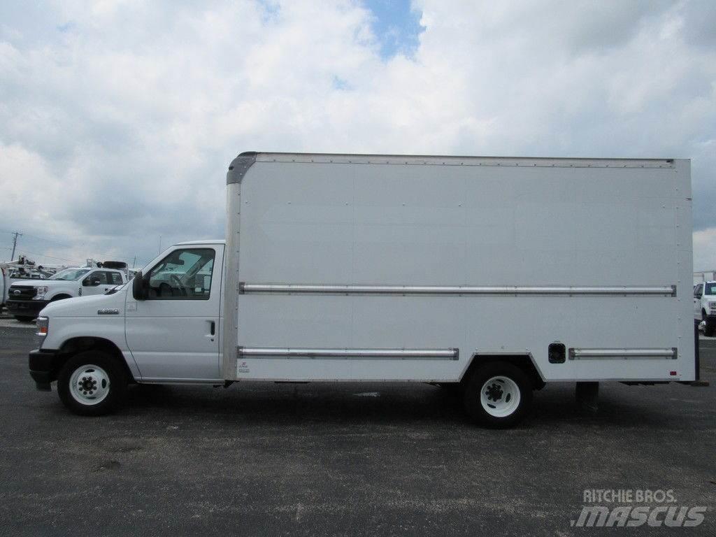 Ford E-350 Camion Fourgon