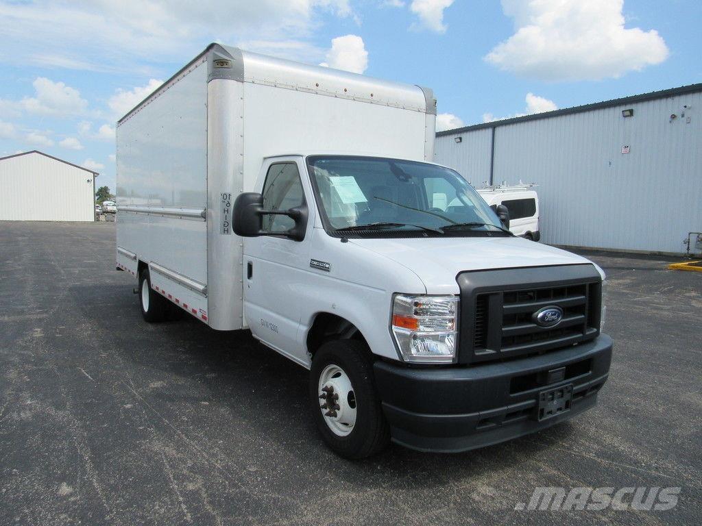 Ford E-350 Camion Fourgon