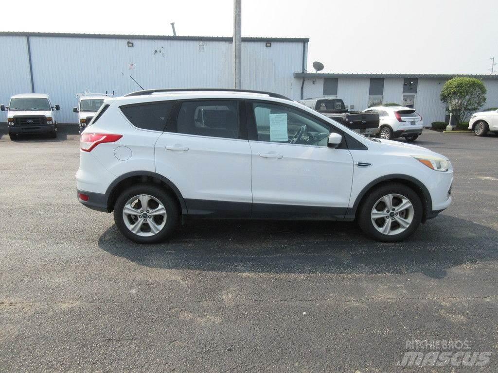 Ford Escape Voiture