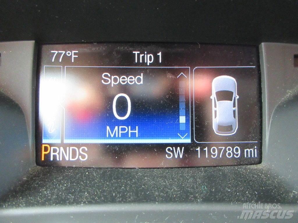 Ford Escape Voiture